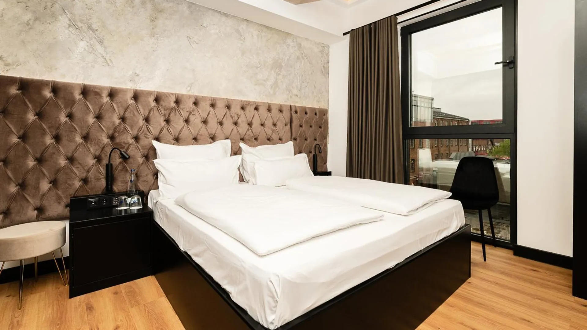 Hotel Am Beatles-Platz Hamburg-Harburg